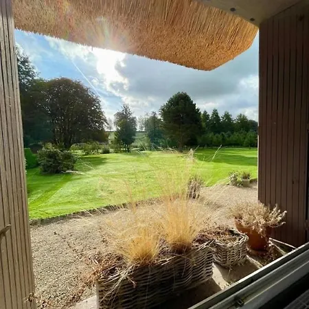 Сasa de vacaciones La Chaumiere Confort Et Charme Normand *